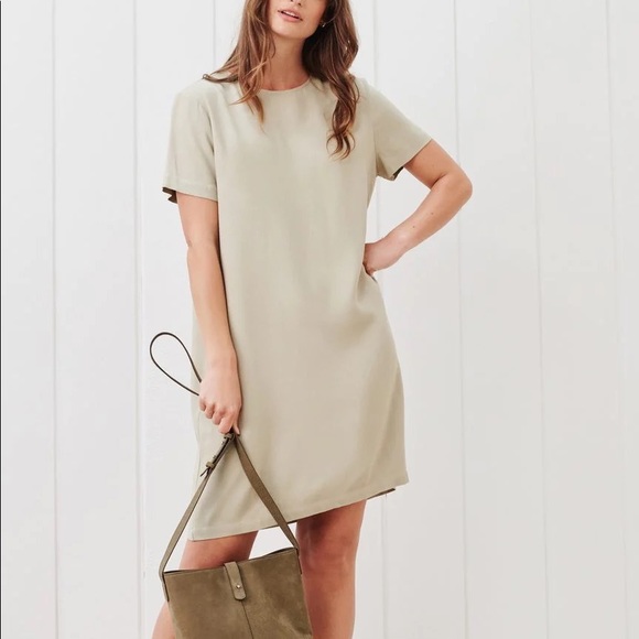 Jenni Kayne Dresses & Skirts - JENNI KAYNE palmer crepe t-shirt dress in willow